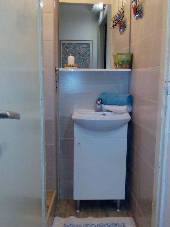 Optimist Split Apartment Luaran gambar